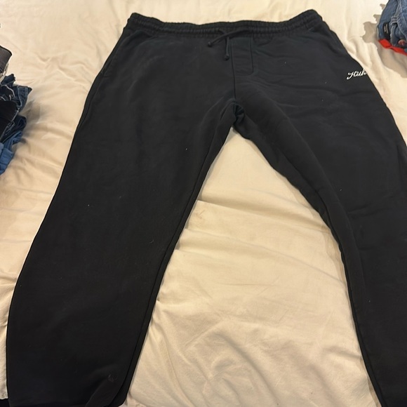 Kith jogging - Picture 1 of 4